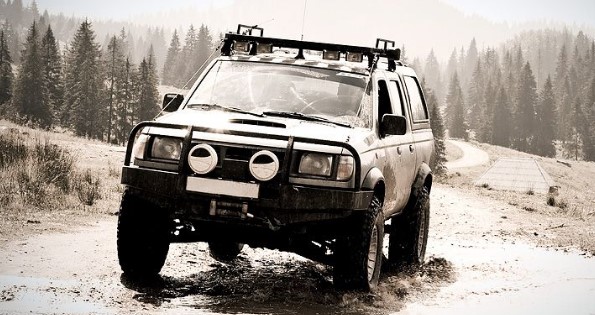 Mobil 4WD