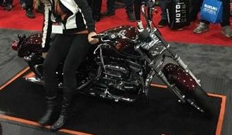 cara mengendarai harley davidson