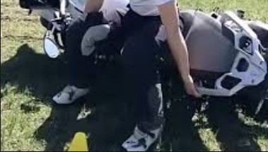 cara mengendarai harley davidson