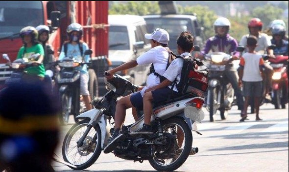 menghindari emosi dari pengendara lain