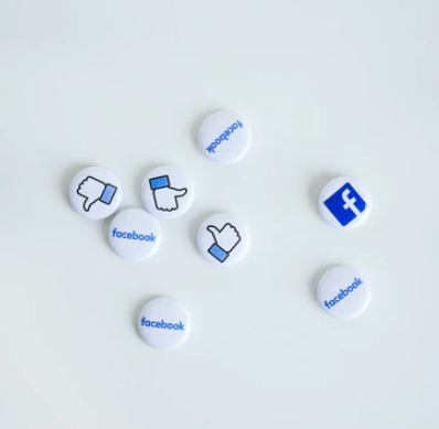 menghapus akun facebook