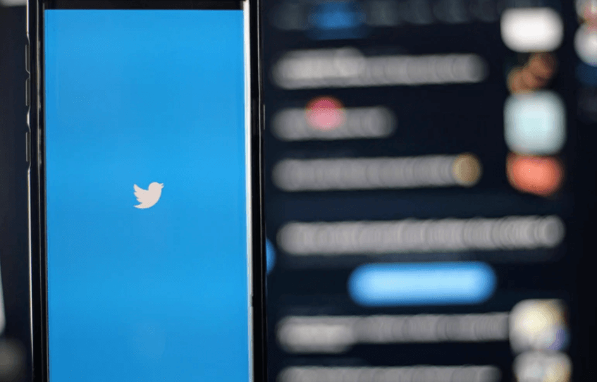 menghapus akun twitter