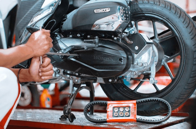 merawat motor injeksi