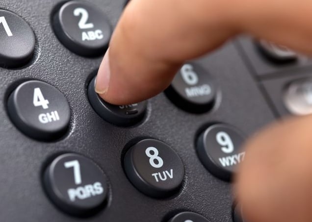 Tips Aman Berkendara Saat Melewati Jalan Sepi Menggunakan Mobil