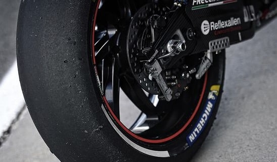 Jenis Ban Sepeda Motor