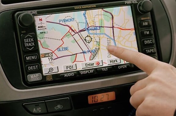 Aplikasi GPS di Mobil