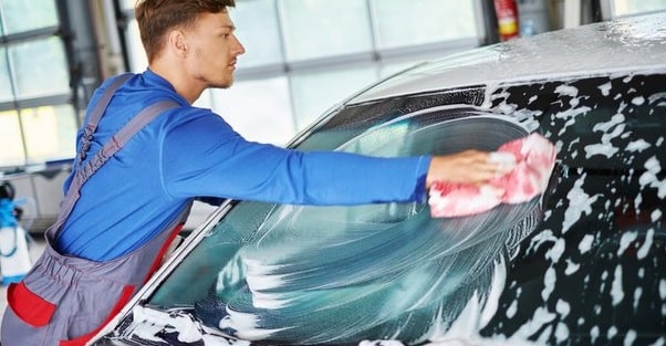 Beli Mobil Warna Putih