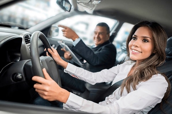 Mitos Saat Berkendara