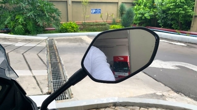 Memilih Spion Motor
